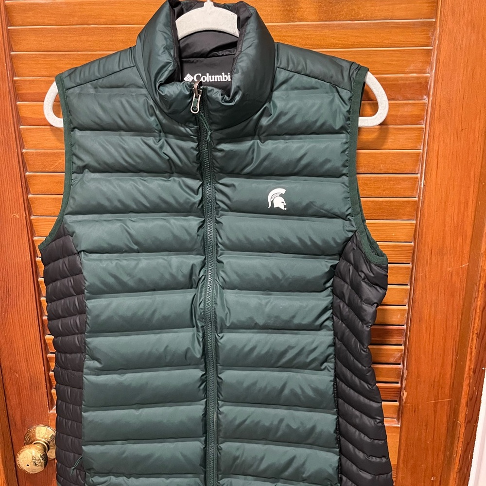 Columbia MSU Reversible vest